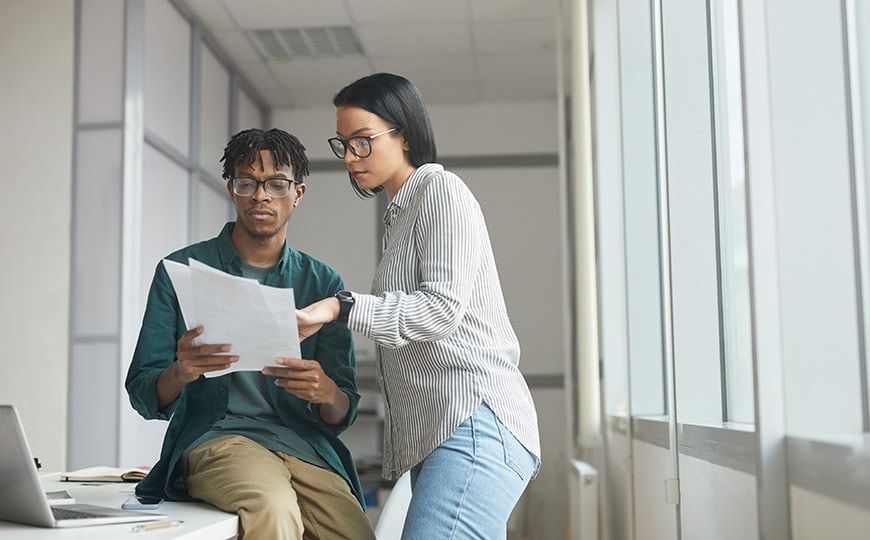 business people consulting