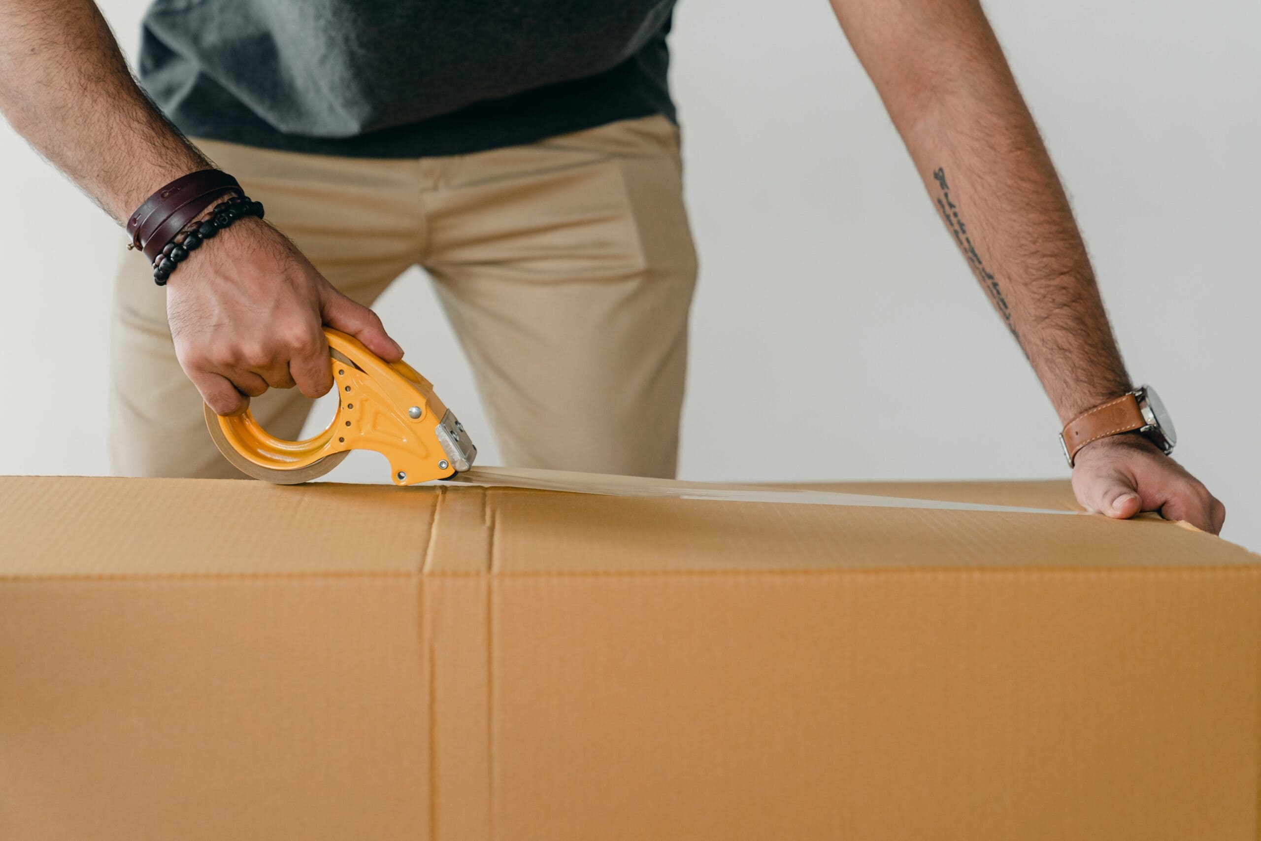 Oversize Shipping: Carrier Rules, Dimensions, Weights, and How to Ship Oversized Items