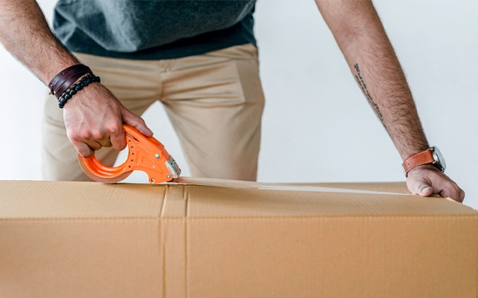 Oversize Shipping: Carrier Rules, Dimensions, Weights, and How to Ship Oversized Items